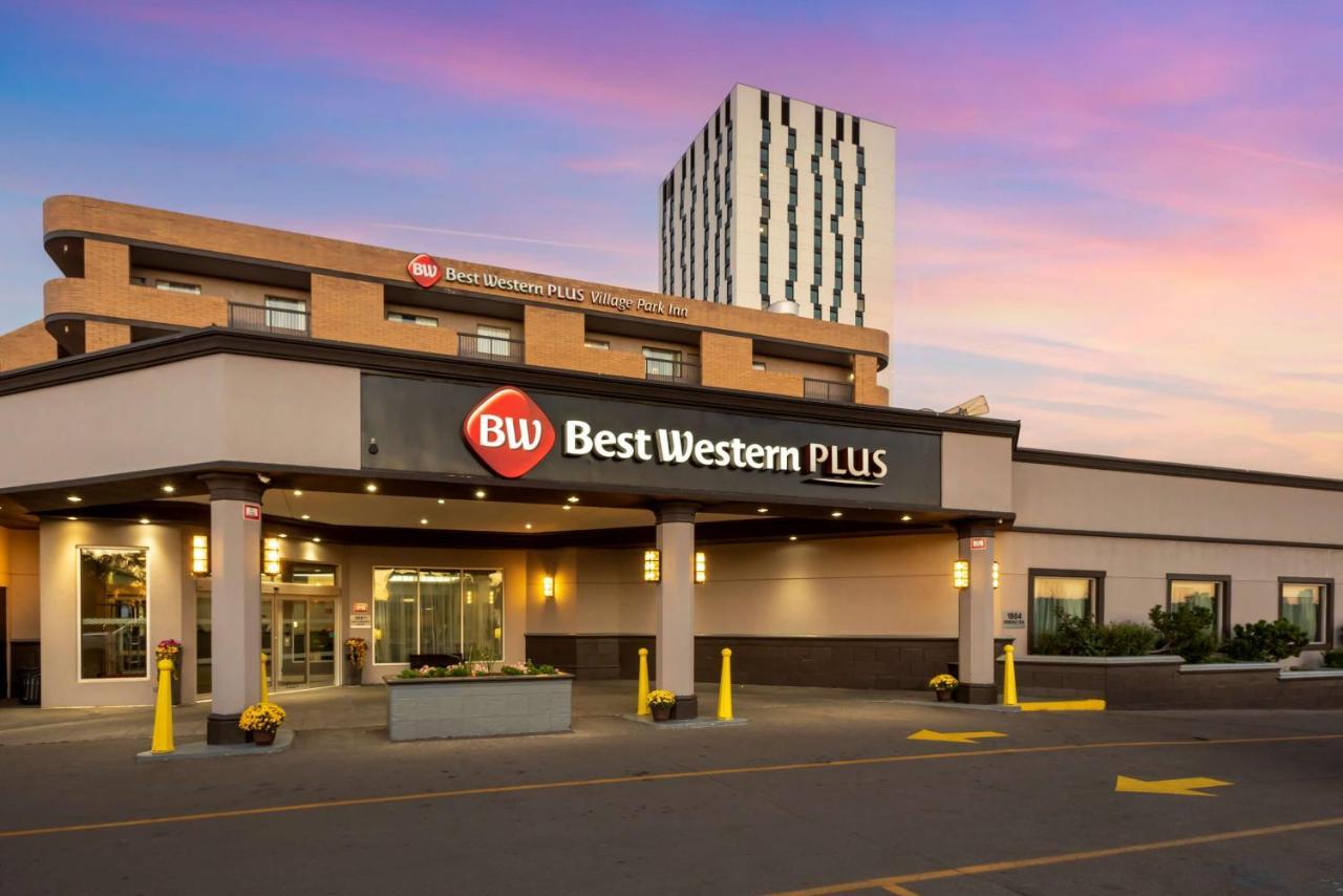 Best Western Plus Village Park Inn YYC Exteriör bild